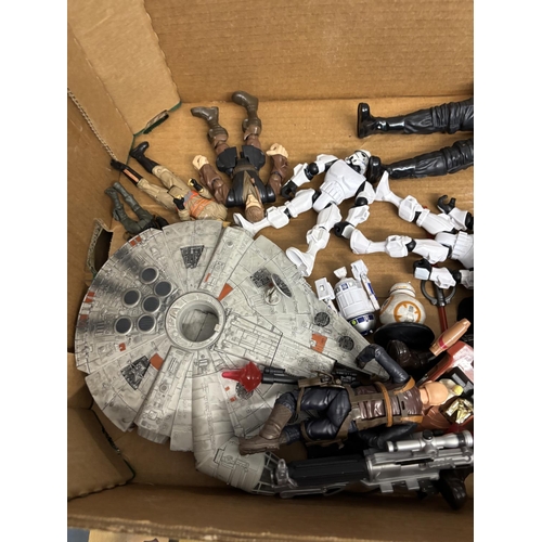 162 - BOX OF STAR WARS FIGURES INCLUDES YODA, STORM TROOPERS & DARTH VADAR PLEASE SEE PICTURES FOR DETAILS