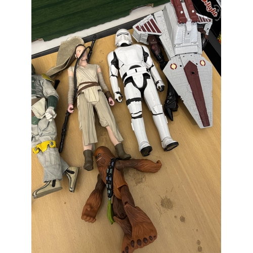 168 - BOX OF STAR WARS FIGURES INCLUDES BOBAFETT, STORM TROOPERS, CHEWBACCA & VEHICLES PLEASE SEE PICTURES... 