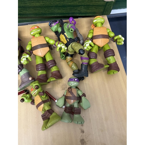 169 - BOX OF TEENAGE MUTANT NINJA TURTLES INCLUDES A VEHICLE, ROCK STEADY & TURTLES PLEASE SEE PICTURES FO... 