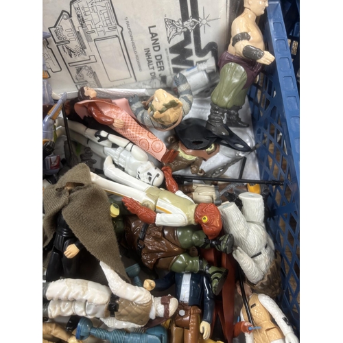 311 - BASKET OF EARLY STAR WARS FIGURES & ACCESSORIES WITH BAG OF ORIGINAL BACK BOARDS THAT THE FIGURES WO... 