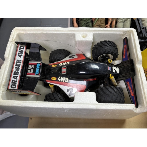 330 - BOXED AERO GRABBER 4 WHEEL DRIVE TAIYO RADIO CONTROLLED VEHICLE PLEASE SEE PICTURES FOR DETAILS