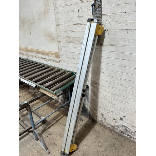 DEWALT TRESSEL STAND