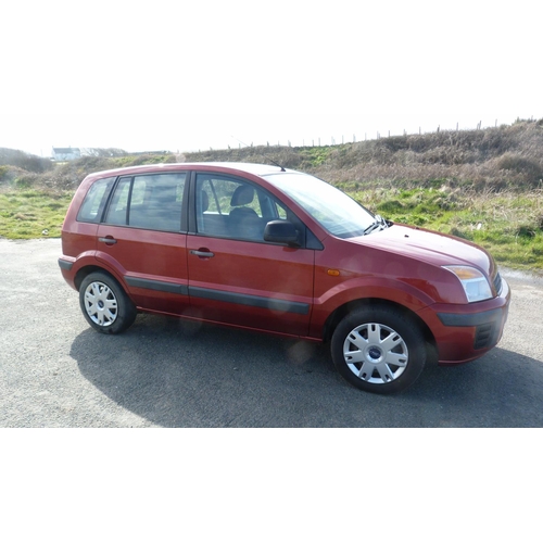 37 - UK Reg
(SP59EUV)
Red Ford Fusion Style + 1.4L
First Registered 2010
Approx 102543 miles
MOT expired ... 