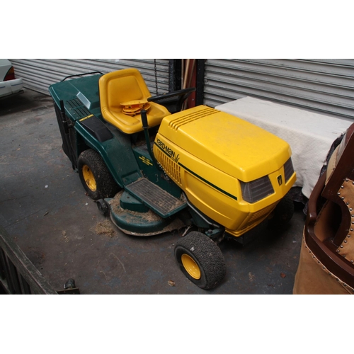 41 - Yard Man HN7180 ride on mower - petrol