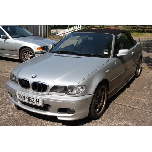 5 - NMM982H
Silver BMW 320ci 2.2L Convertible
First Registered 30.03.2005
Approx 62394 miles
Taxed until... 