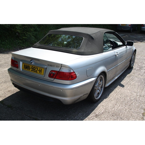 5 - NMM982H
Silver BMW 320ci 2.2L Convertible
First Registered 30.03.2005
Approx 62394 miles
Taxed until... 