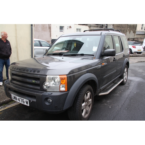 63 - LMN476W
Land Rover Discovery 3 SDV 6
First Registered 25.11.2005
Approx 101,436 miles
Taxed until 31... 