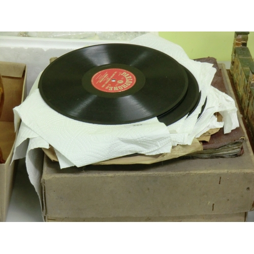 224 - Old gramophone records