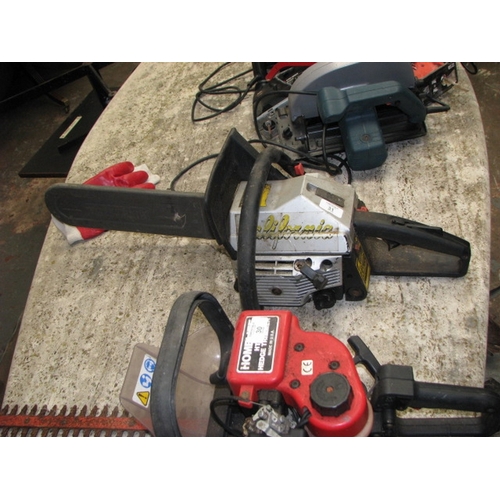 31 - McCulloch petrol chain saw NB At Peel Road warehouse READ THE AUCTION INFO