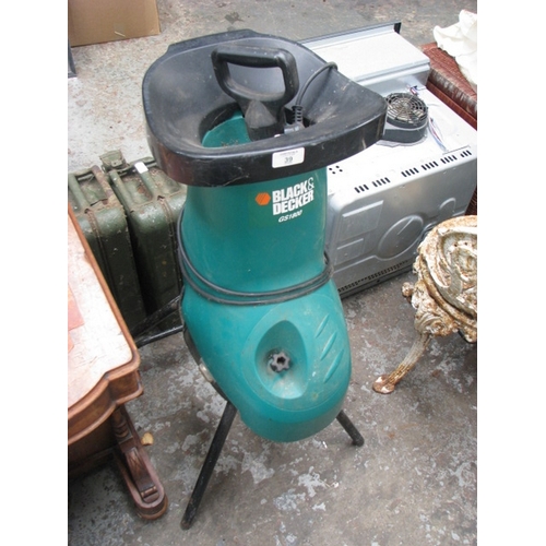 39 - Black and Decker garden shredder NB At Peel Road warehouse READ THE AUCTION INFO