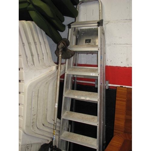 4 - Two sets of aluminium step ladders NB At Peel Road warehouse READ THE AUCTION INFO