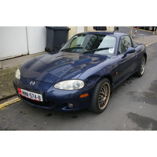 12 - MMN574B
Blue Mazda MX-5 S-VT Sport 1.9L
First Registered 16.05.2003
Approx 45,000 miles
Manual Petro... 