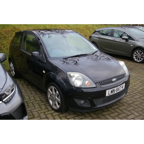 17 - LMN847K
Black Fords Fiesta Zetec Blue 75 1.3L
First Registered 25.04.2008
Approx 73,402
Manual Petro... 