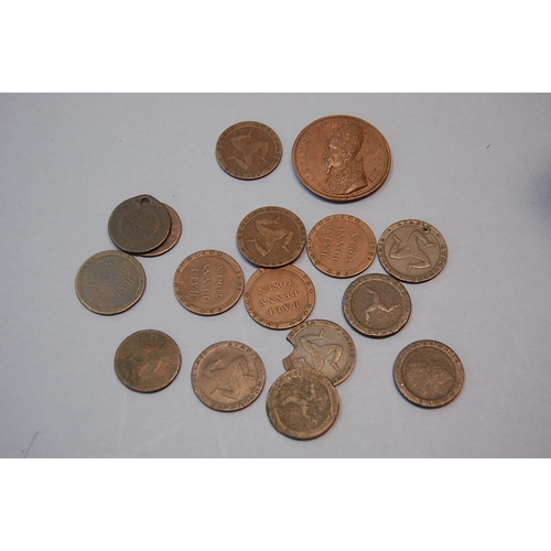 254 - 15 x Isle of Man copper coins and a medallion