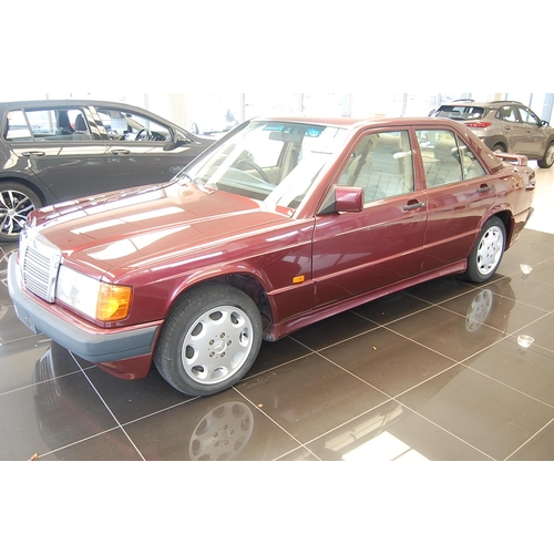 28 - GMN660G
Burgundy Mercedes 190E (LE)
First Registered 04.08.1993
Approx 76332 Miles
Auto Petrol