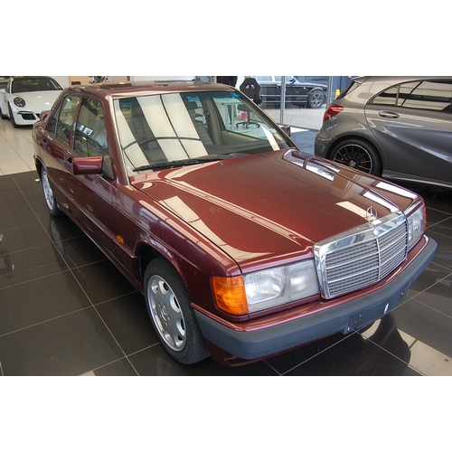 28 - GMN660G
Burgundy Mercedes 190E (LE)
First Registered 04.08.1993
Approx 76332 Miles
Auto Petrol