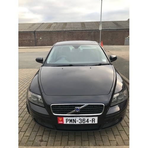 17 - PMN364R
Volvo S40 S
First Registered 20.12.2006
Approx 68,000 miles
Manual Petrol
