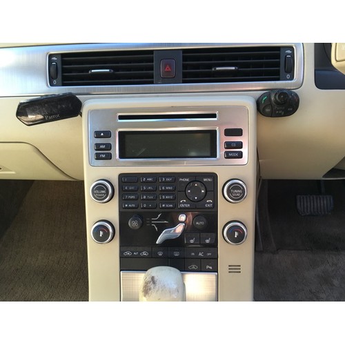 19 - MMN542U
Blue Volvo V70 Se Lux T 2521cc
First Registered 11.04.2008
Approx 119,000 miles
Auto Petrol
... 