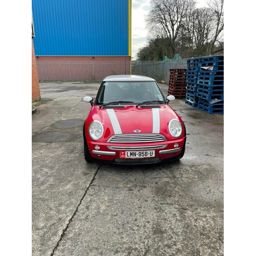 71 - LMN958U
Mini Cooper 1.6
First Registered 30.03.2004
Approx 133,000 miles
Manual petrol
ABS light on ... 