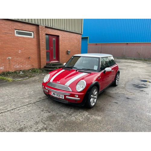 71 - LMN958U
Mini Cooper 1.6
First Registered 30.03.2004
Approx 133,000 miles
Manual petrol
ABS light on ... 