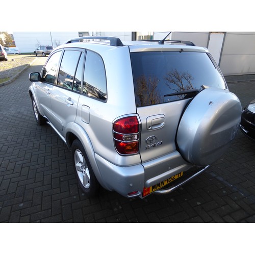 74 - MMN162H
Silver Toyota RAV4 1998cc
First Registered 01.03.2005
Approx 123,834 miles
Manual Petrol
