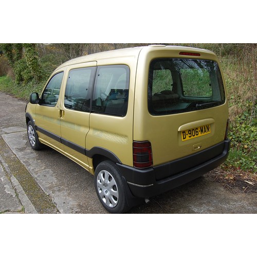 19 - D-906-MAN
Yellow Peugeot Partner Combi Escapade 1587cc
First Registered 14.11.2003
Approx 131,000 mi... 