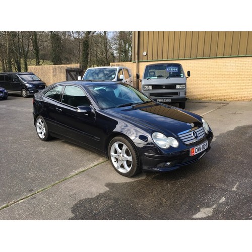 17 - CMN180P
Mercedes C180 Kompressor 1.8
First Registered 17.06.2005
Approx 103,000 miles
Auto Petrol
EM... 