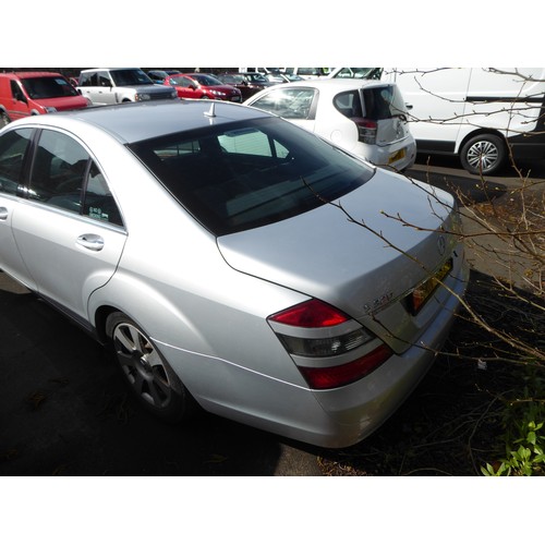 58 - MMN787M
Silver Mercedes S320 DT Saloon
First Registered 20.03.2006
Approx 150,000 miles
Auto Diesel
... 