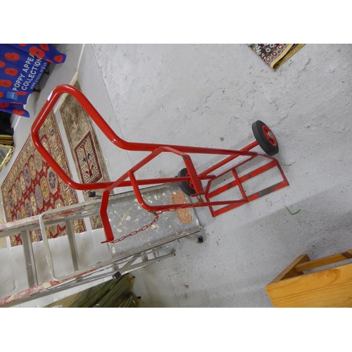 277 - Gas bottle stand/trolley