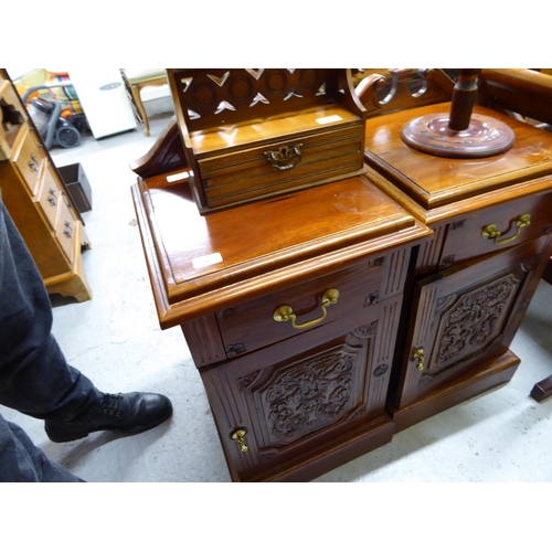 242 - Pair of matching bedside cabinets plus an oval wooden framed mirror