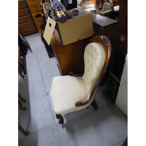 260 - Two similar Victorian nursing chairs with button upholstery