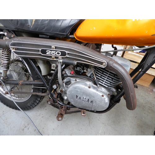 16 - Yamaha DT250
First Registered 1972
American import Imported by DK Motorcycles  99% complete easy res... 