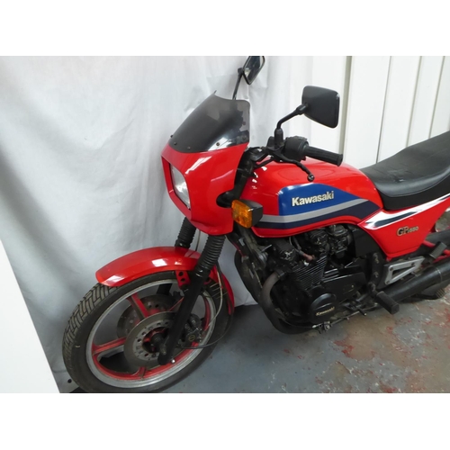 35 - DAC333Y
Kawasaki GPZ550H1
First Registered 14.03.1983
Approx 23000 Miles
 Rust on front mudguard Sma... 