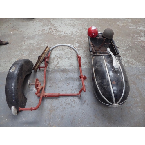 37 - Steil sidecar body chassis and other parts