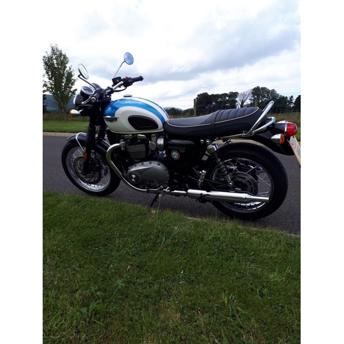 39 - EMN980
Triumph Bonneville T120
First Registered 29.08.2018
Approx 3400 Miles
 1200CC Serviced