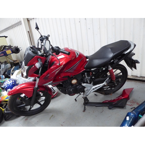 7 - LMN659Y
Honda GLR-125iWHFE
First Registered 28.04.2015
Approx 5561 Miles
 Starts and runs