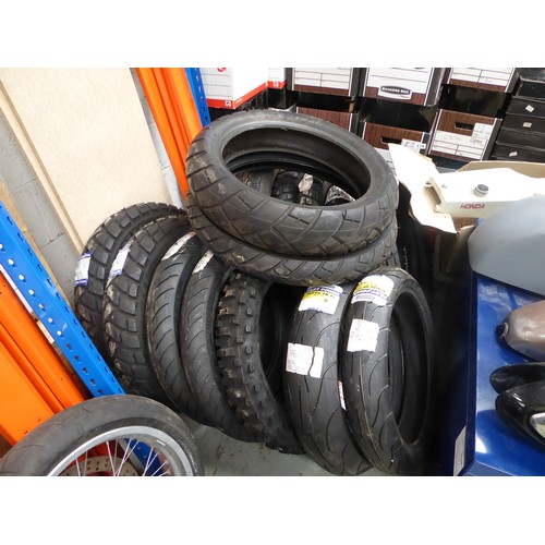 62 - Pair of Dunlop 110/90 - 18 tyres, Pair of Bridgestone 120/90-18 tyres, Pair of Metzeler 140-80-18 ty... 