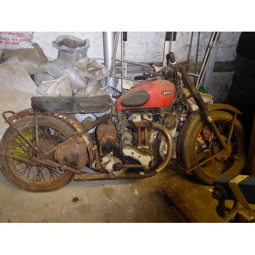 70 - Garage Find!
Circa 1949/50 Ariel 350cc
Frame Nos AJ2650 - A8/1358