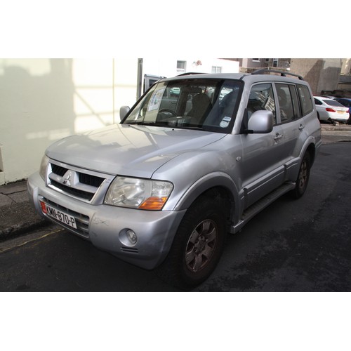 128 - KMN870P
Silver Mitsubishi Shogun Equippe 3200cc
First Registered 29.09.2005
Approx 110,000 miles
Aut... 