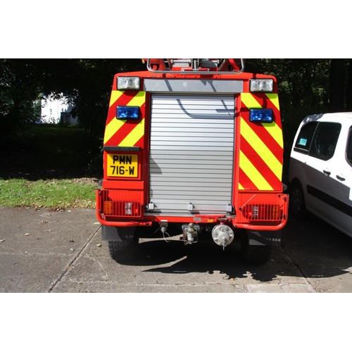 154 - PMN716W
Steyr Pinzgauer 6X6 Fire Engine 2461cc
First Registered 24.05.2006
Approx 4950 miles
Manual ... 