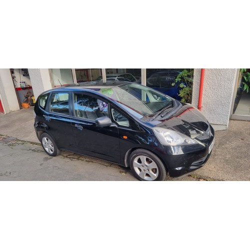 146 - LMN701D
Black Honda Jazz SE 1198cc
First Registered 14.01.2010
Approx 
Manual Petrol
Service history... 