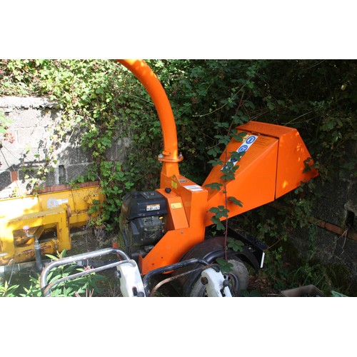 141 - Timberwolf TE18/100G Wood Chipper
Approx year 2004
Hours unknown
VAT ON HAMMER @ 20%