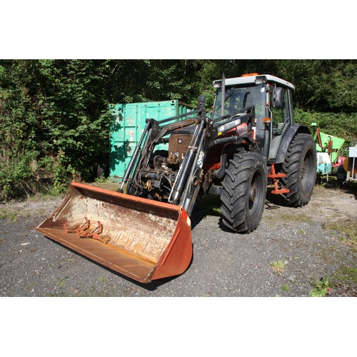 194 - FMN173K
Massey Ferguson MF4260 Tractor
First Registered 19.07.2001
Approx 2686 hours
Diesel
Last Ser... 