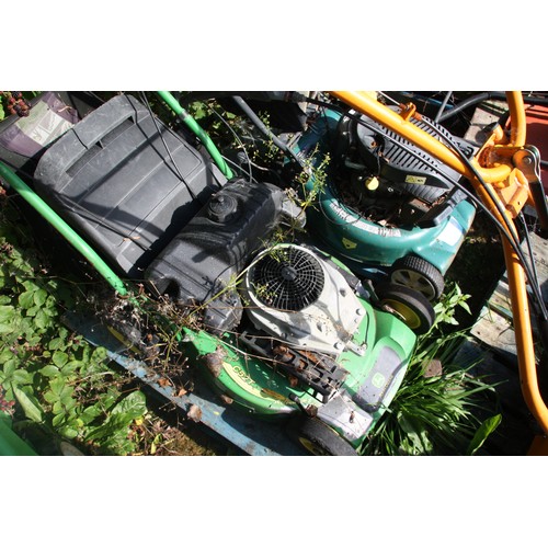 215 - Five assorted lawn mowers - all spares repair
On Behalf of Department of Infrastructure
VAT ON HAMME... 