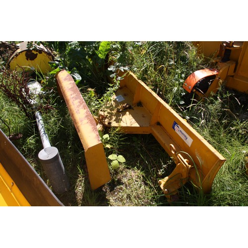 248 - LMN679B
New holland L220 Skidsteer
First Registered 08.11.2012
Approx 1470 hours
Diesel
together wit... 