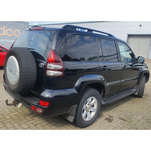 249 - LMN582P
Toyota Land Cruiser LC3 D-GD
First Registered 25.04.2003
Approx 97,368 miles
Manual Diesel
U... 