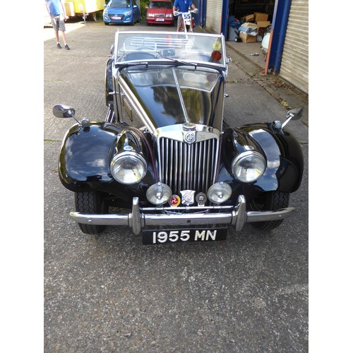 268 - 1955 MN
MG TD/TF Sports 1250cc
First Registered 03.09.1954
Approx 4590,2 miles showing
Engine hours ... 