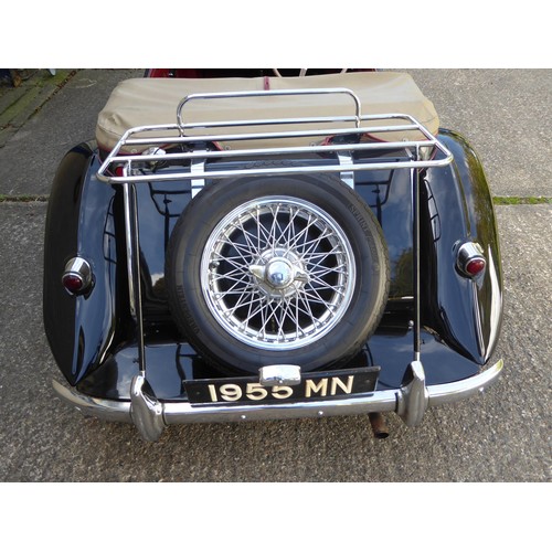 268 - 1955 MN
MG TD/TF Sports 1250cc
First Registered 03.09.1954
Approx 4590,2 miles showing
Engine hours ... 