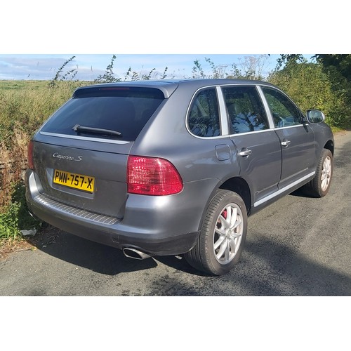 230 - PMN757X
Silver Porsche Cayenne 4511cc
First Registered 13.06.2003
Approx 92,000 miles
Automatic Petr... 