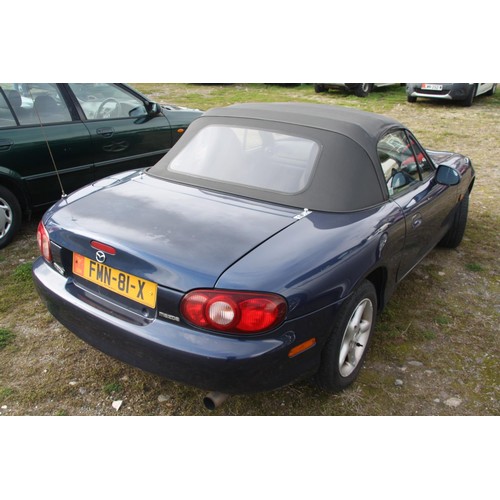 227 - FMN81X
Blue Mazda MX5 I Convertible 1598cc
First Registered 02.09.2002
Approx 121,923 miles
Manual P... 